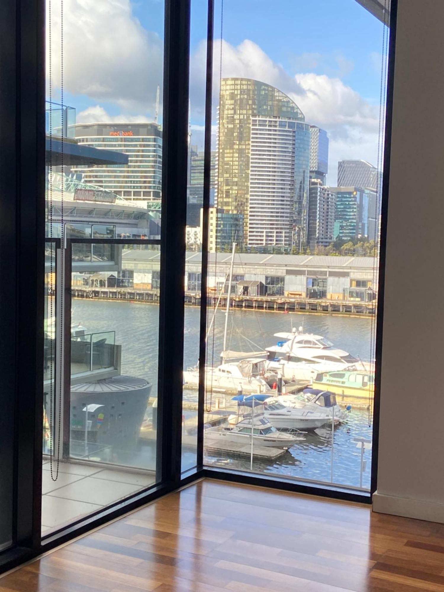 Akom At Docklands Melbourne Exterior foto